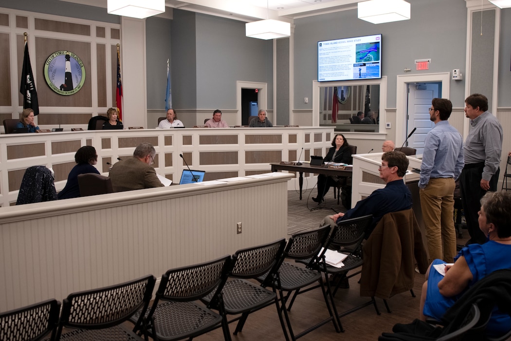 Members of the U.S. Army Corps of Engineers, Savannah District, and the Engineer Research and Development Center reported the findings from their ship wake study to the Tybee Island city council on Tybee Island, Ga. on Jan. 26, 2023.