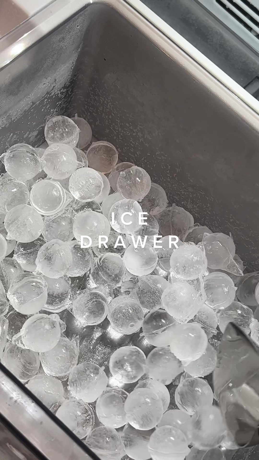 cute surprise at the end🥹🥹🤍 ib @K A M I #fyp #foryoupage #asmr #asmrsounds #satisfying #organize #ice #icedrawer #shapedice #kitchen #home #restock  created by kaeli mae with kaeli mae's original sound