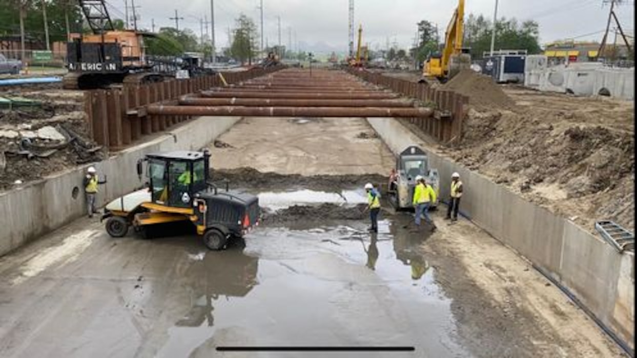 Crews inspecting concrete canals along Gen. de Gaulle in Algiers as part of the SELA 72 Construction project