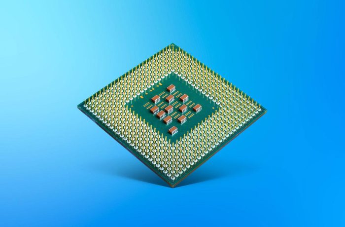 Hardware vulnerability in Intel processors