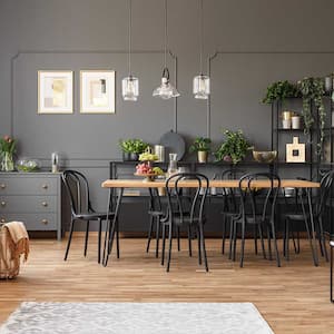 Flat interior with gray wall and wooden floor