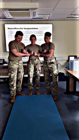 6M Likes, 13K Comments. TikTok video from 𝕱𝖔𝖗𝖈𝖊𝖘 𝕳𝖚𝖇 🏴‍☠️ (@.forces.hub): "Taser training #usarmy #usmc #training #foryoupage".  original sound - 𝕱𝖔𝖗𝖈𝖊𝖘 𝕳𝖚𝖇 🏴‍☠️.