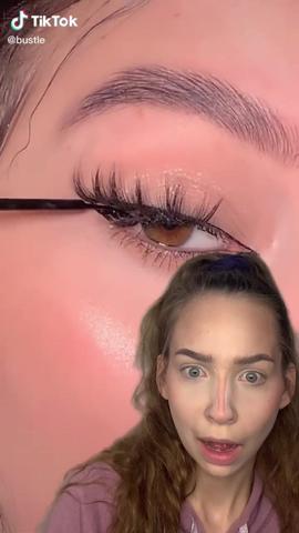 LETS DO IT! What do you think? #fyp #foryou #makeuphacks #hack #beautyhacks #beautyhack #mua #eyelinerhack #eyeliner #liner #lashes #greenscreenvideo created by MUA.ALLE with MUA.ALLE's original sound