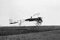 25 juillet 2009 Le 25 juillet 1909, Louis Blériot est le premier à traverser la Manche en avion.