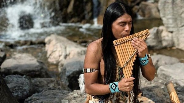 Leo Rojas