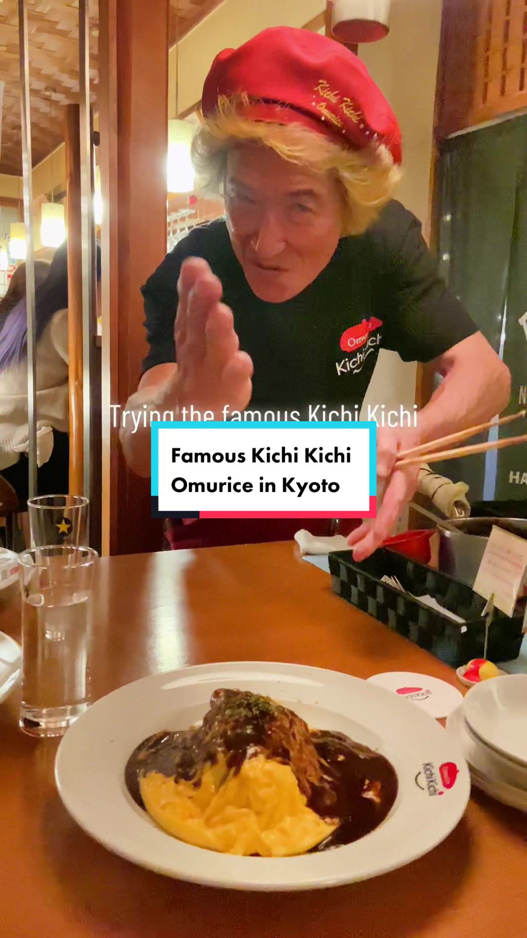 The man, the myth, the legend!  Get there before 5pm if you don’t have a reservation!  #japan #japanesefood #japaneats #japantips #traveljapan #japan2022 #japanrestaurant #kichikichi_omurice  ដែលបានបង្កើតដោយ Nathalia and Tom ជាមួយ original sound របស់ Nathalia and Tom