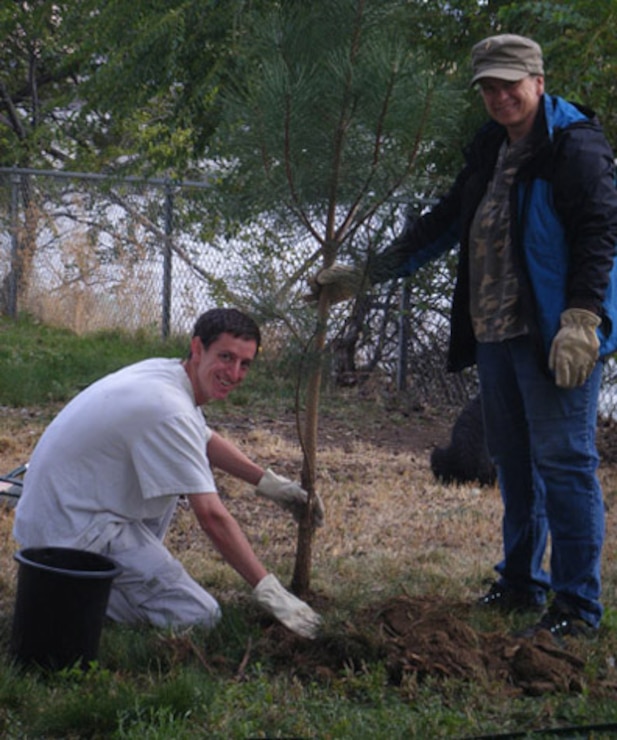 Volunteers at The Dalles assist with tree planting and removal of invasive plant species for National Public Lands Day 2011.