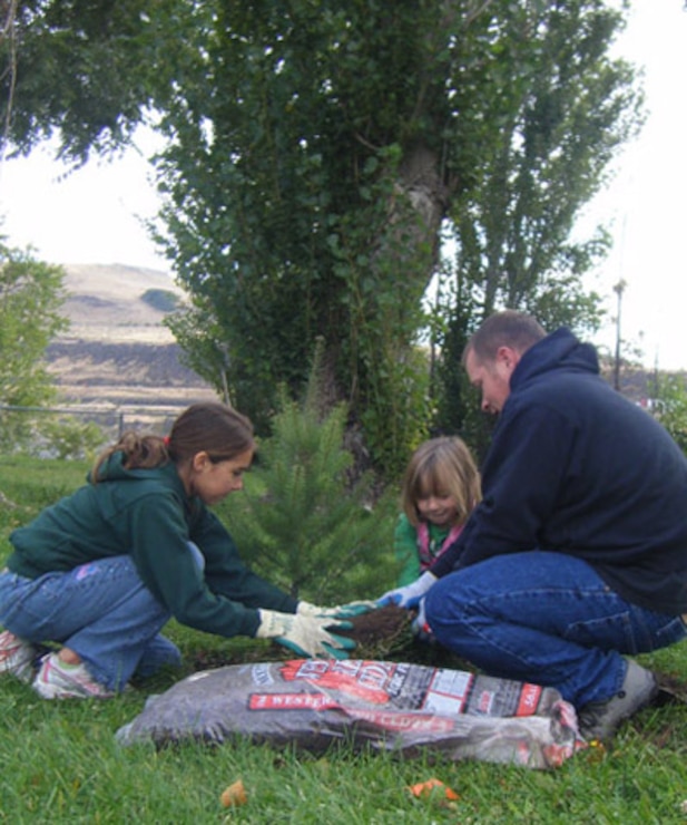 National Public Lands Day 2011 at The Dalles Dam.