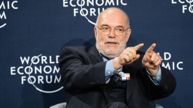 Wolfgang Kleinwächter bei einer Diskussion über Internet Governance auf dem World Economic Forum 2022