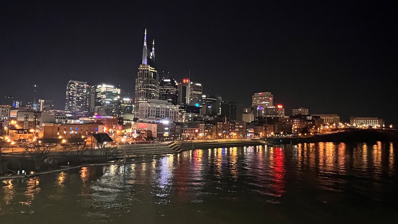 Nashville skyline at night