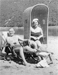 Sophie's parents, Daniel and Laura Schwarzwald, pictured on a beach in Zaleszczyki, Poland, shortly after they were married. Poland, 1935.