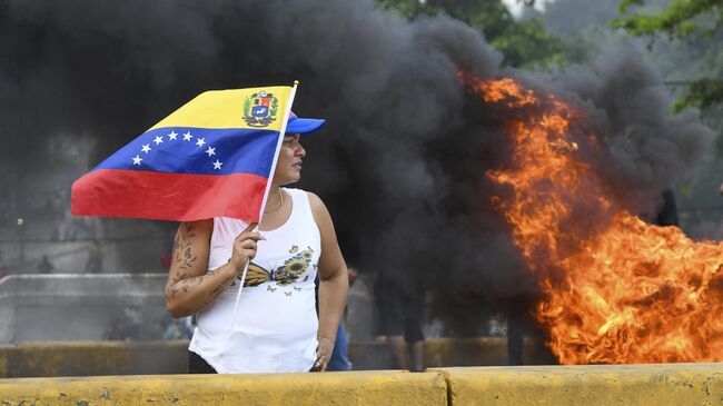 Акция протеста против результатов президентских выборов в Каракасе, Венесуэла