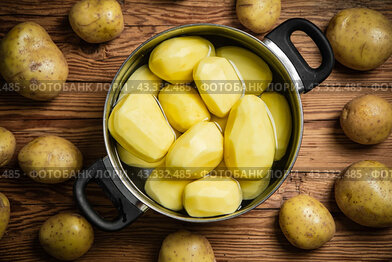 Fresh peeled potatoes.